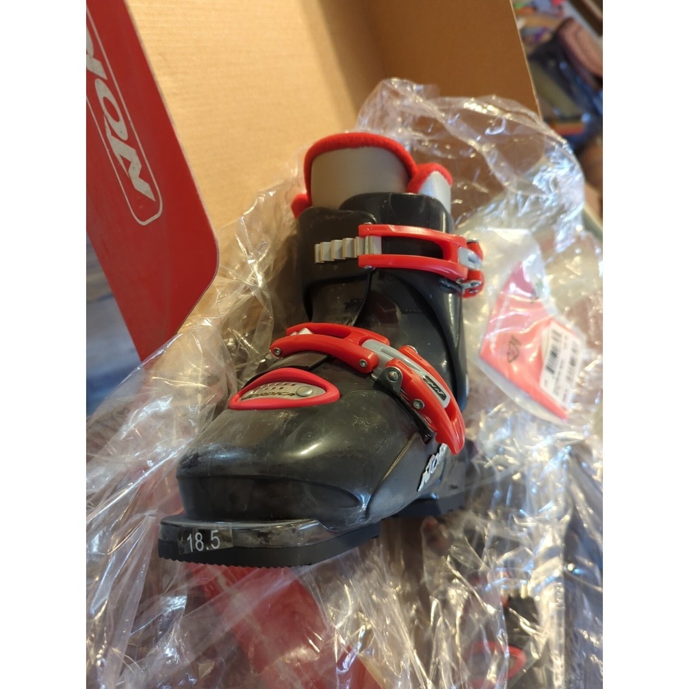 NEW Nordica GP T2 KIDS/BOYS/GIRLS US 12.5 Youth Ski Boots 185 - Picture 3 of 9